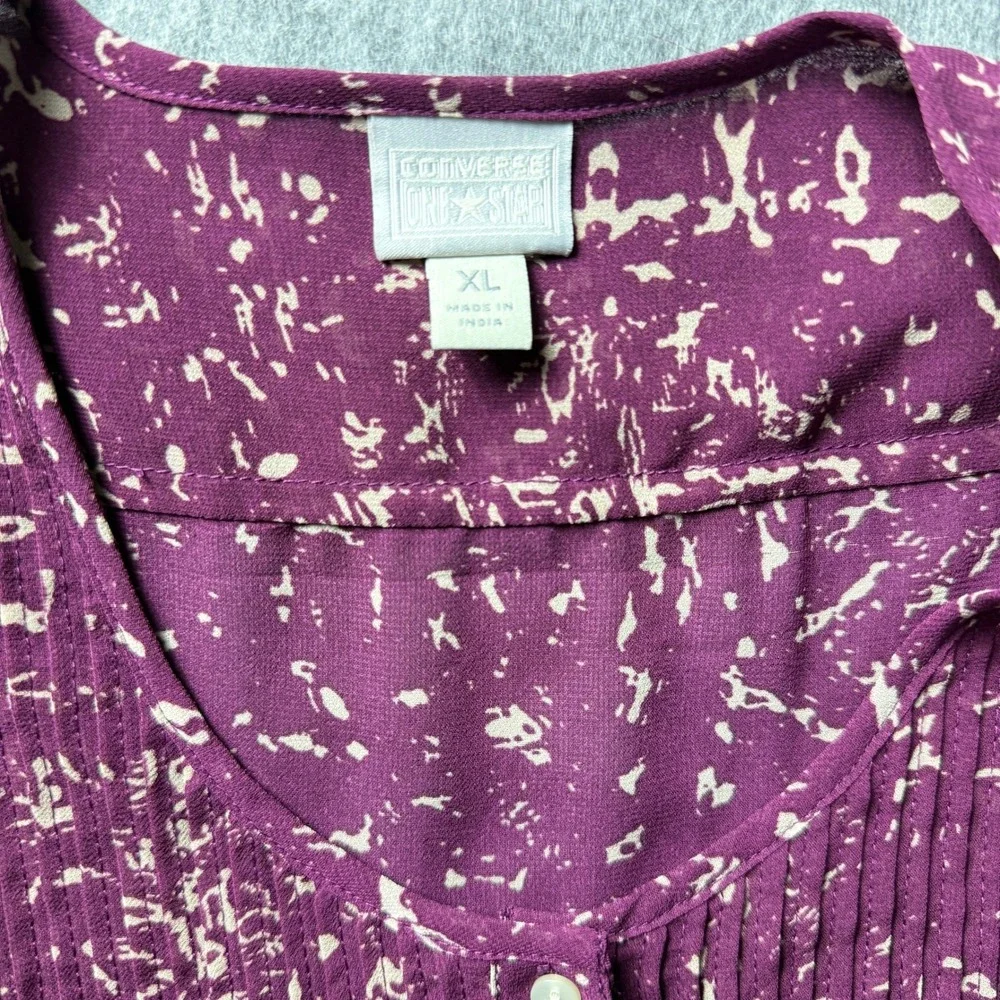 Converse One Star Womens‎ XL Purple Abstract Print Henley Blouse Top